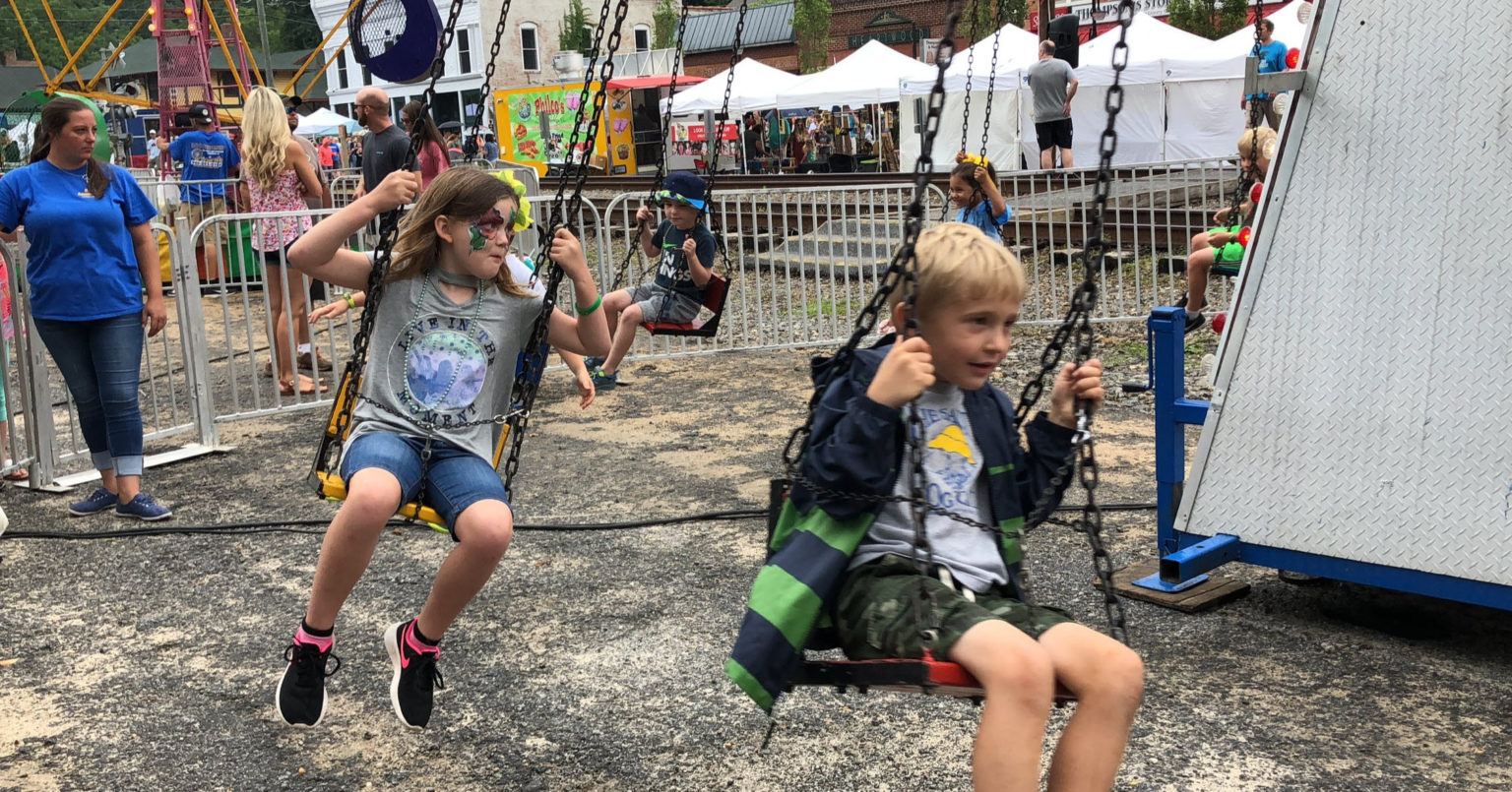 60th Annual Coon Dog Day Festival In Saluda | HendoLife